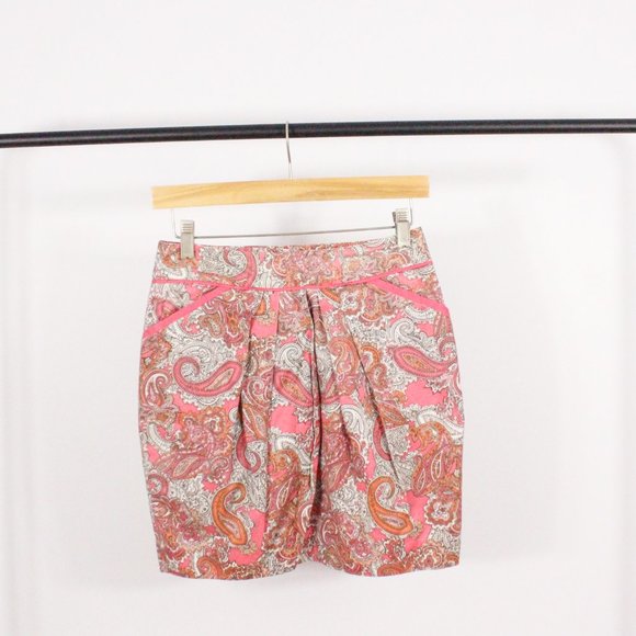 *H&M Mini Petal Hem Skirt - Picture 4 of 9